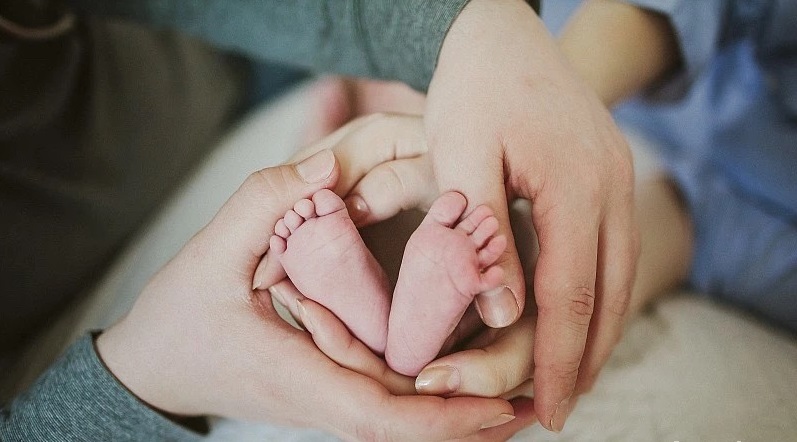 亲子鉴定对年龄有要求吗？刚出生的婴儿能做吗